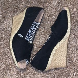 Toms Wedges